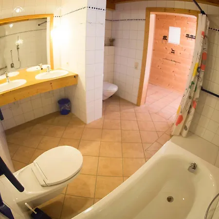 Appartementhaus Wildbachhof Apartamento *